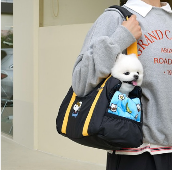 Boms Snoopy Peanuts Padded Pet Carrier Bag